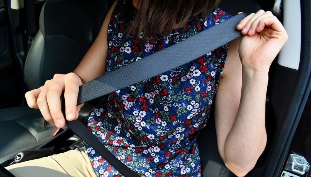 Why Does My Seat Belt Lock All The Time & How To Fix?